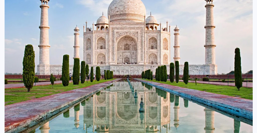 Google takes people to the Taj Mahal through Virtual Reality System.